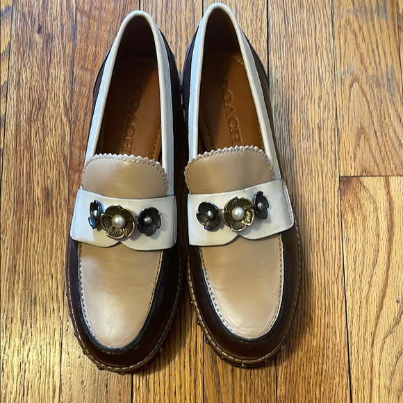 Coach Tan and White Flats with Stylish Metal Accents - Picture 1 of 1